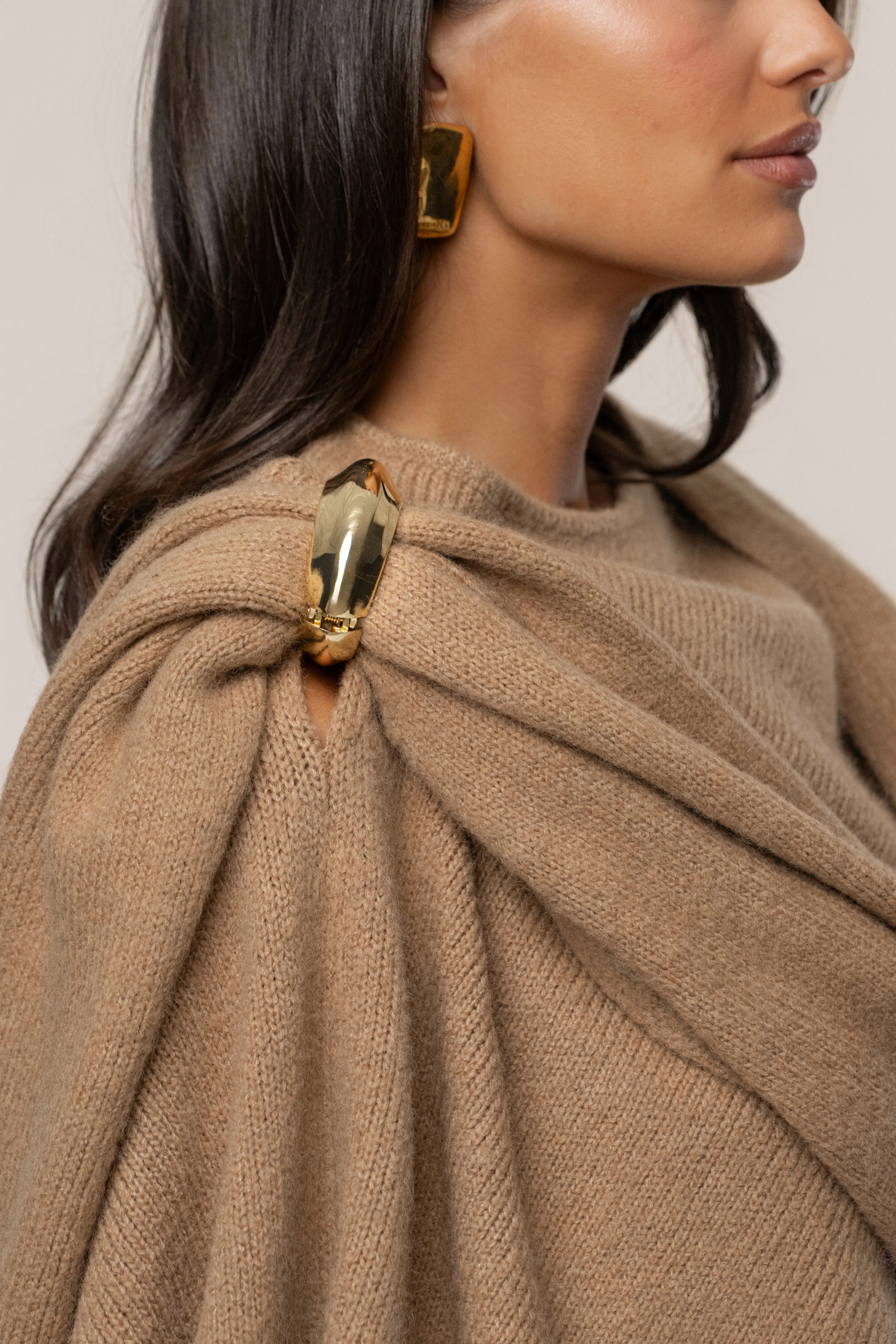 Taupe Radiance Knit Shawl - Image 13