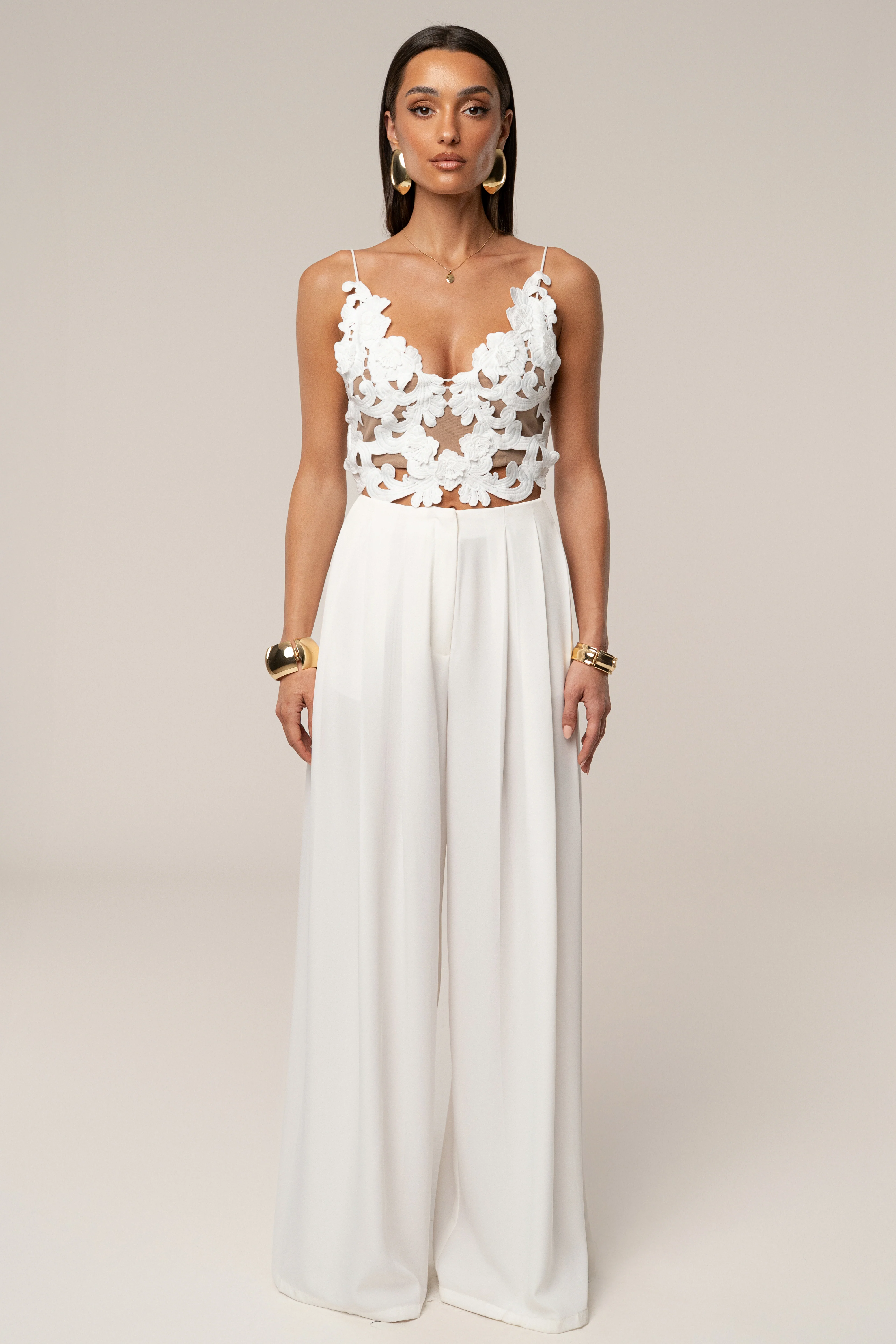 White Anahi Embroidered Top - Image 3