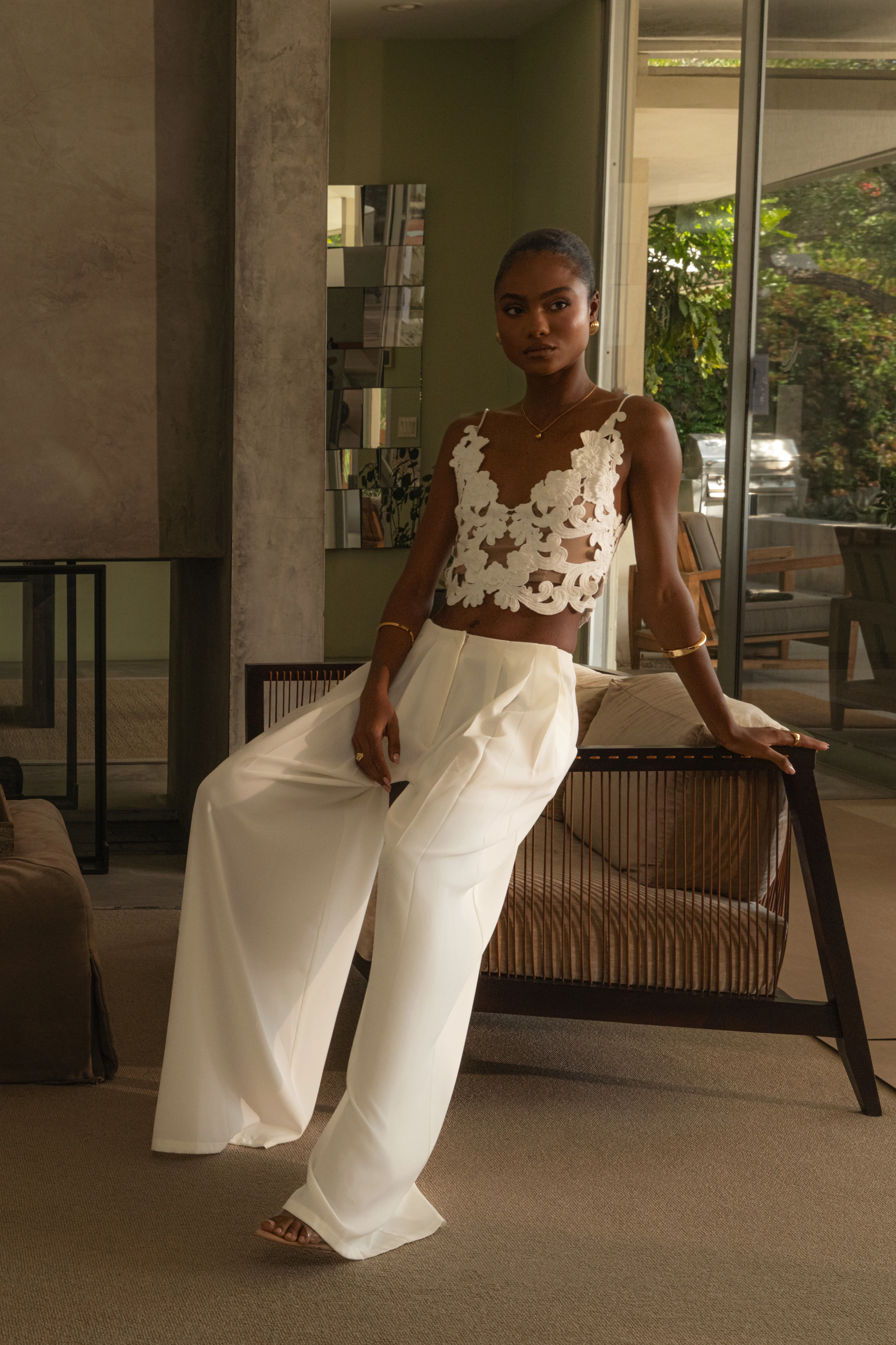 White Anahi Embroidered Top - Image 5