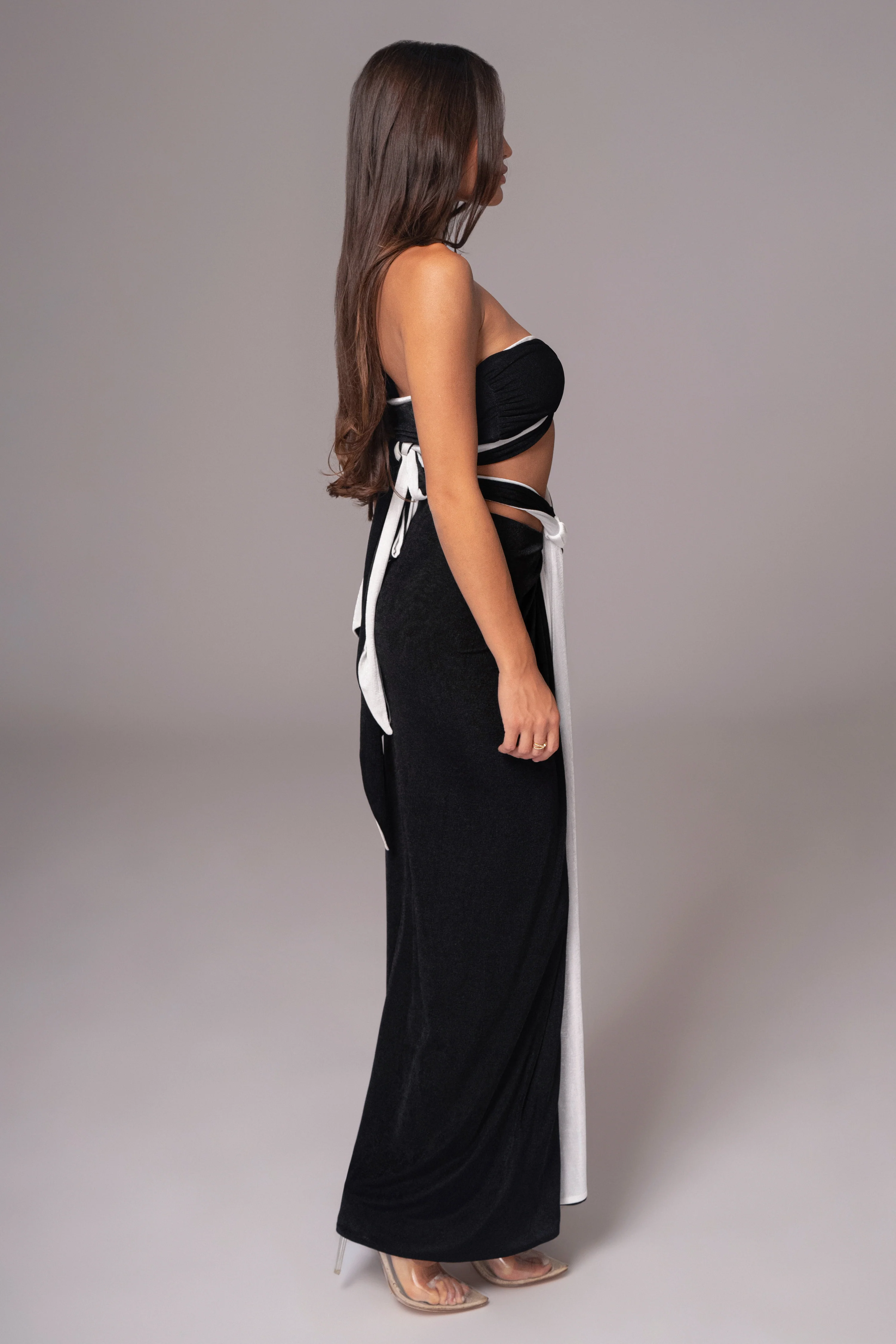 White/Black Venus Reversible Skirt Set - Image 30